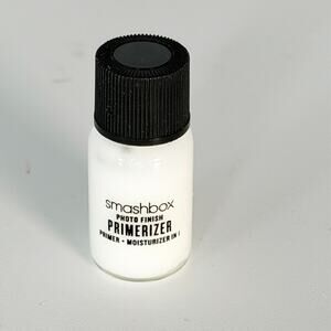 Smashbox Photo Finish Primerizer Primer Smooth Travel .13 fl oz 4 ml New